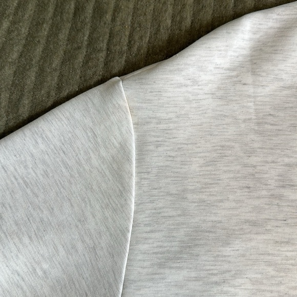 nwt varley davidson sweatshirt - Picture 10 of 10